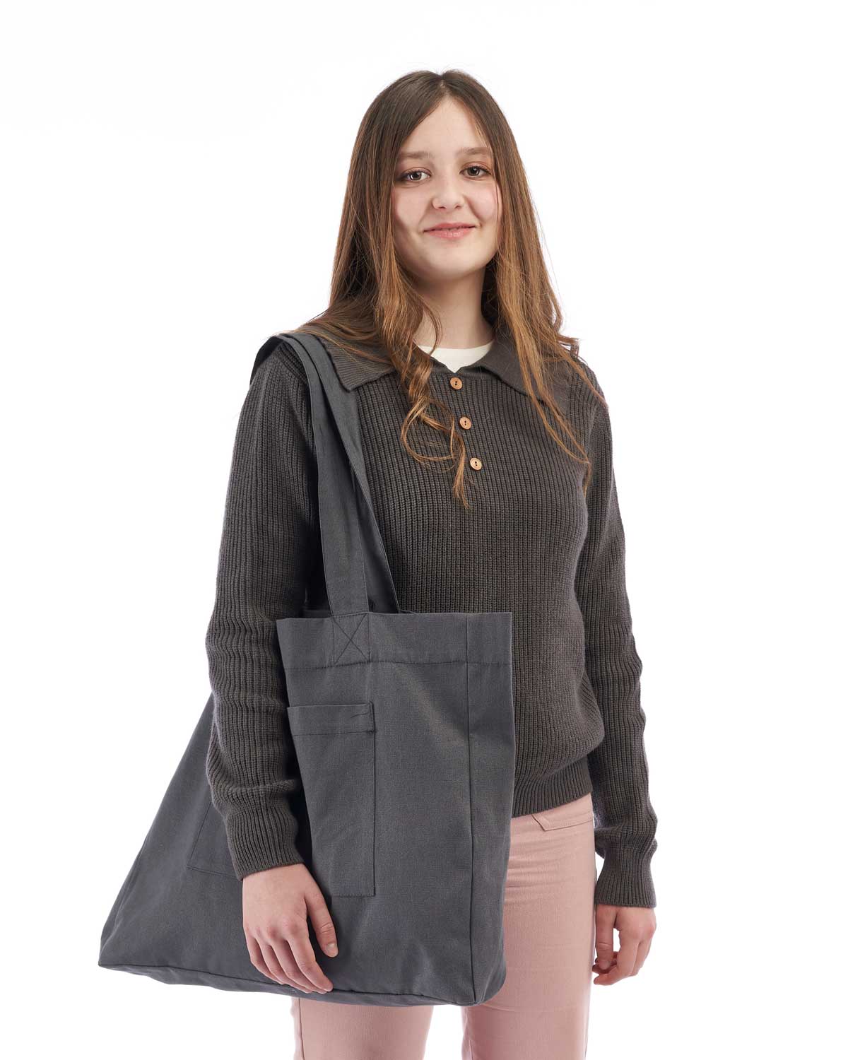 Jersey de niña Mishti de punto en color gris oscuro con cuello y botones de madera